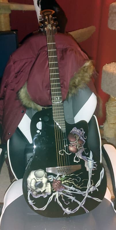 美品 オベーション 限定版 エレアコギター DJ Ashba DJA34 Chitarra OVATION DJ ASHBA DJA34-BDY pari al nuovo + custodia