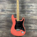 Fender California Series Stratocaster 1997 Sunset Coral 7.86 pounds Red Pink Orange