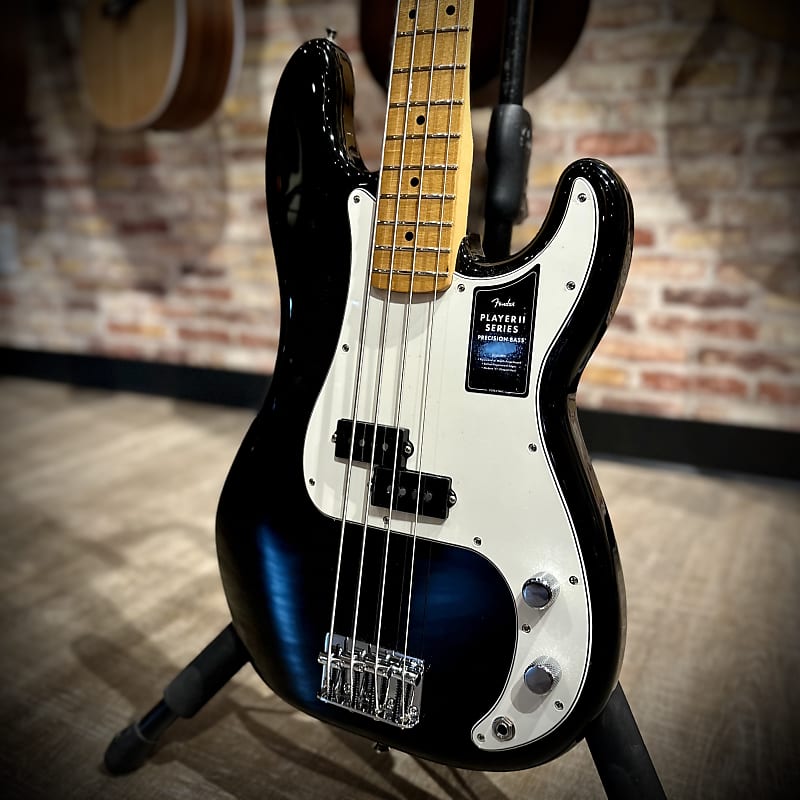 Fender Player II Precision Bass - Black | Reverb Canada