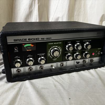 Roland RE-201 Space Echo Vintage Tape-Echo machine