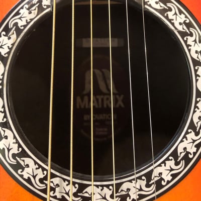 オベーション マトリックス1632-1 USA ハードケース付き Ovation Matrix 1632-1 Special Edition, Acoustic-Electric