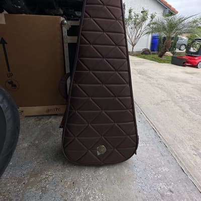 Road runner polyfoam bass store guitar case