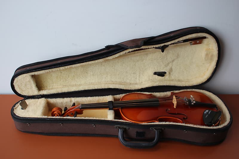 Hofner Violin, Golden Brown, 4/4 Size. Made in Germany