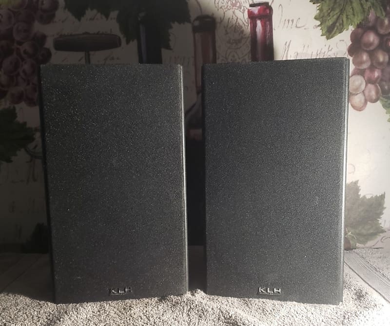 KLH KLH - L652B BOOKSHELF SPEAKERS 80s  			