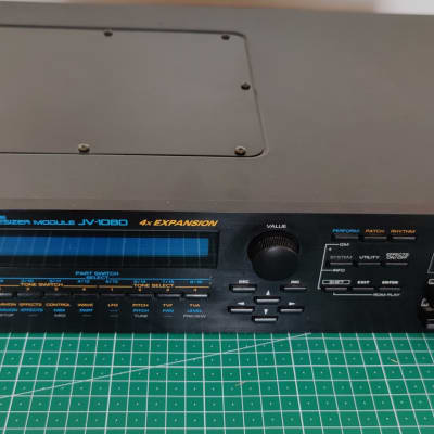 Roland Super JV-1080 64-Voice Synthesizer Module With 3 Expansions