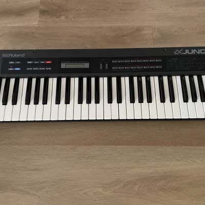 Roland Alpha Juno-1 49-Key Programmable Polyphonic Synthesizer 1985 - 1988 - Black