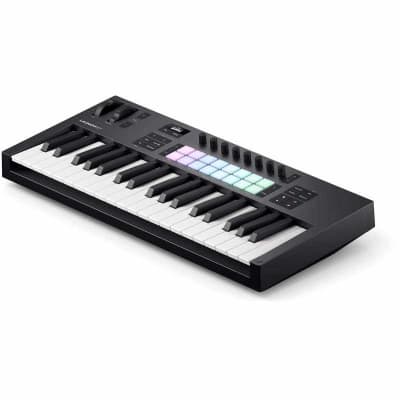 NOVATION LAUNCHKEY-37-MK4 Mk4 - Clavier maitre 37 touches, 16 pads, 8 encodeurs, écran OLED image 4
