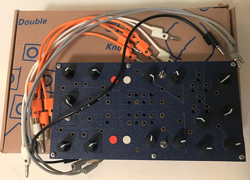 Double Knot v3, Lorre Mill's analog esoteric patchable Synthesizer