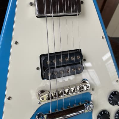 Video! 1981 Gibson Flying V - Bahama Blue image 5