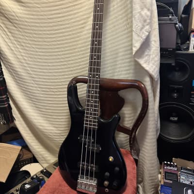 Series 10 4 string bass guitar - Black image 1