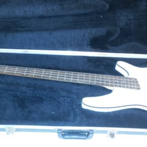 Ibanez Soundgear 4 String Bass with Active Humbuckers image 7