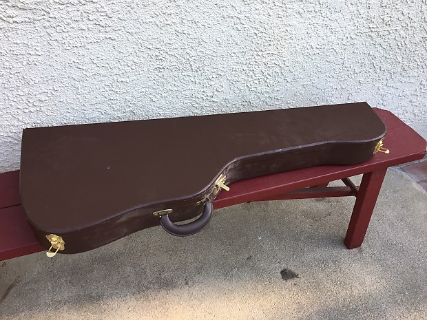 ギター Fender classic POODLE CASE Fender Classic Series Poodle Case, Stratocaster/Telecaster