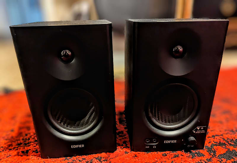 Edifier MR4 Powered Studio Monitor Speakers, 4