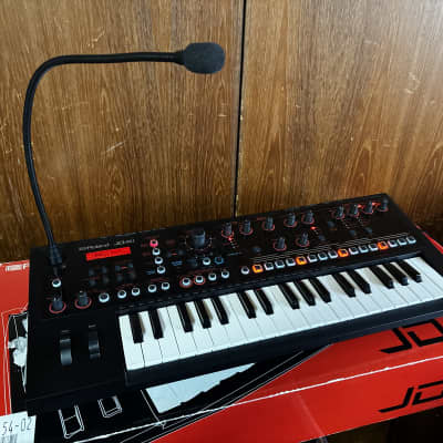 Roland JD-Xi Analog/Digital Synthesizer with Vocoder w/ box