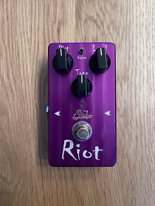 Suhr Riot