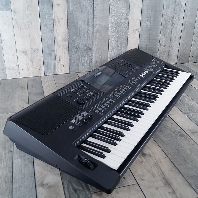 Yamaha PSR-E463 Portable Keyboard | Reverb Canada