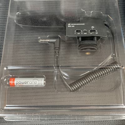 Sennheiser MKE 400 Shotgun Camera Microphone ShockMount &  Wind-shield - Immaculate w/Full Warranty image 2