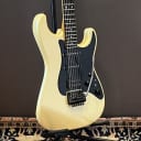 1985 Fender Japan Contemporary Stratocaster Deluxe HSS - Frosted White