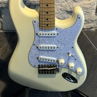Fender MIJ E Series Olympic White Stratocaster in Excellent Condition 1984-1987 image 1