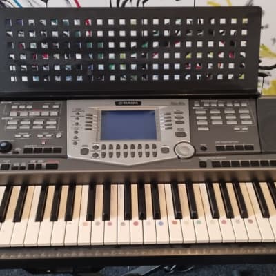 Yamaha  PSR1000 Electronic Arranger Keyboard
