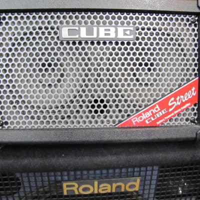 Roland Cube Street 2-Channel 2x2.5-Watt 2x6.5