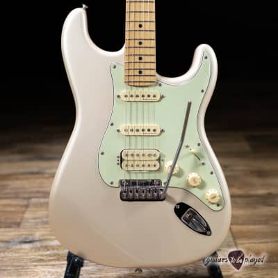 2021 Fender MIM Deluxe Stratocaster HSS VegaTrem w/ Case - Blizzard Pearl image 2