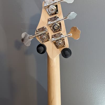 G&L Tribute Series JB-2 2020s Sunburst Electric 4-String Jazz Bass - Ultralight Tuners, Custom Headstock image 14