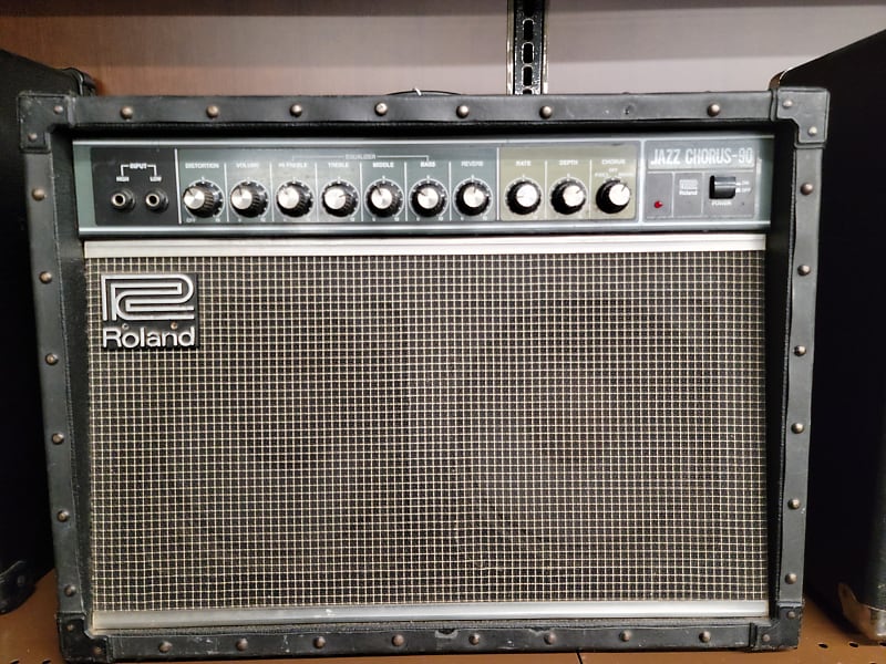 Roland JC-90 Jazz Chorus 80-Watt 2x10