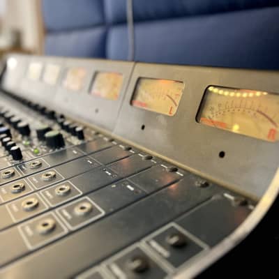 Midas PRO-40 analog recording console 1980 original vintage UK Sowter inductor EQ Neve PR-40 image 5