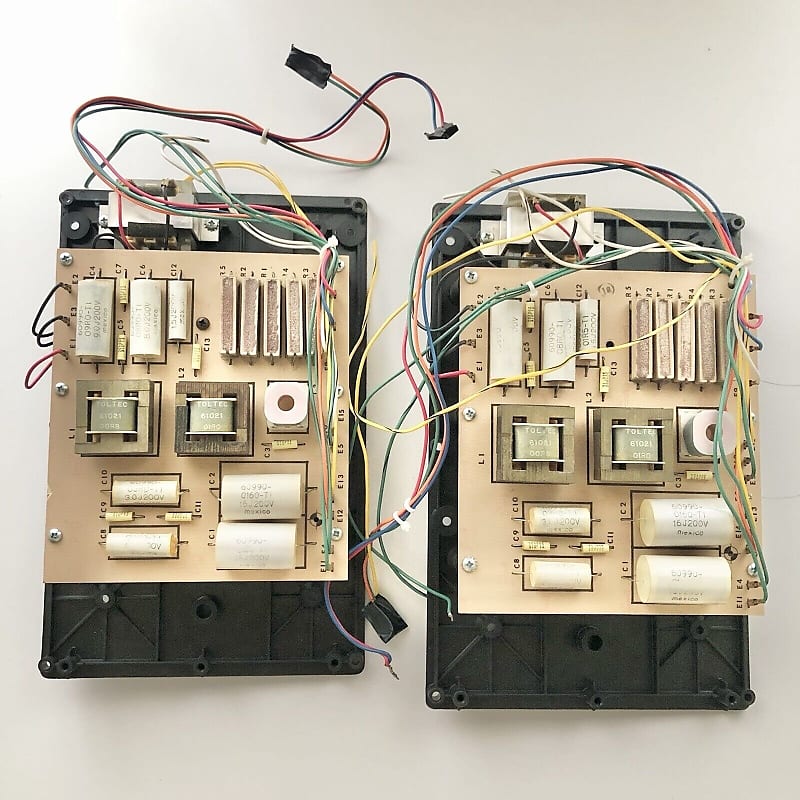 ラジオ・コンポ Sharp CT-6011 ラジオ・コンポ Sharp CT-6011 ラジオ