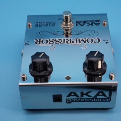 Akai Analog Custom Shop Compressor w/Original box | Fast Shipping! image 2