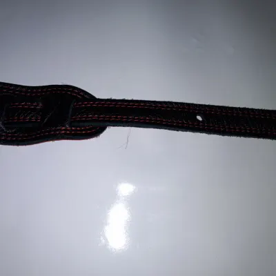 reversable red/black leather guitar strap 55" image 4