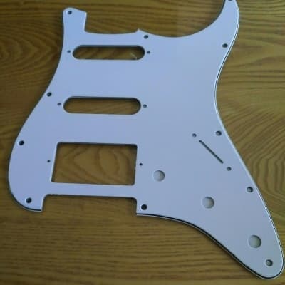 HSS Stratocaster Pickguard White 3ply image 4