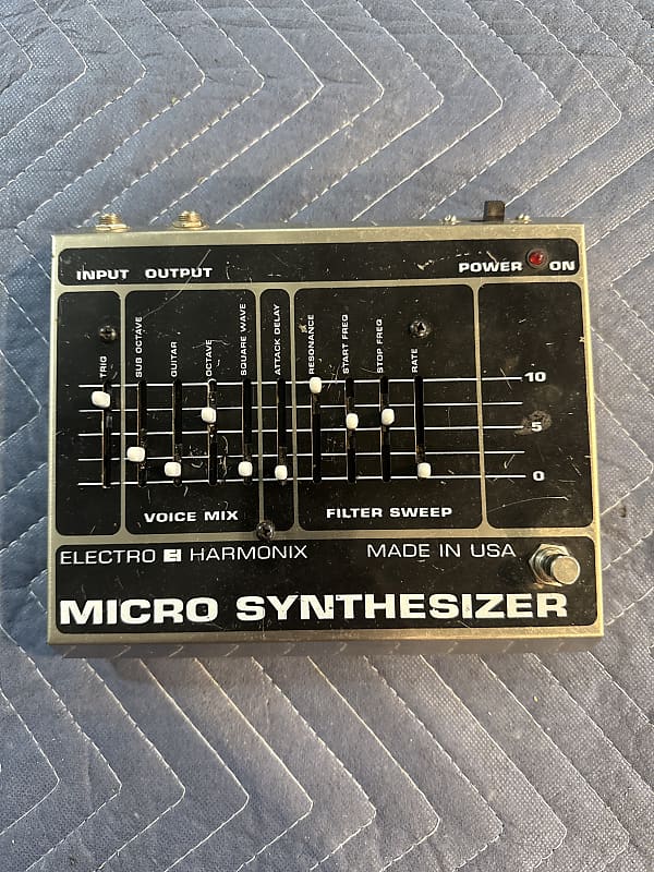 Electro-Harmonix Micro Synthesizer