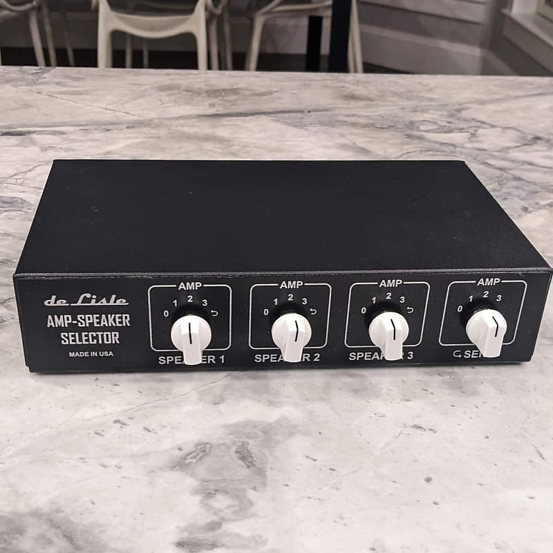 de Lisle AmpSpeaker Selector V3 Signal Router Reverb UK