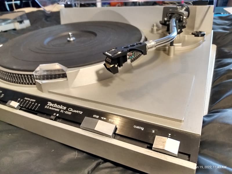 Technics SL-5350 Quartz Direct Drive Turntable, Dust Cover, SHURE M95ED MM  Cartridge &45 RPM Stacker