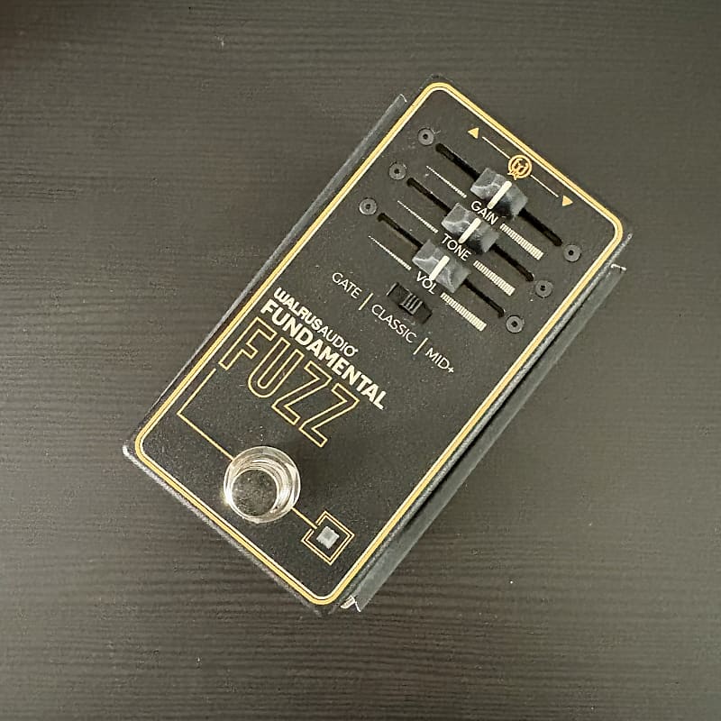 Walrus Audio Fundamental Fuzz