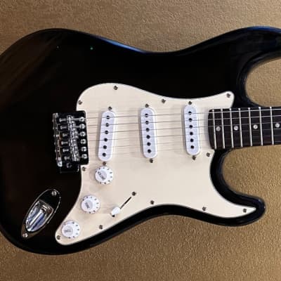 Kona Strat Style Electric Guitar, Recent for sale