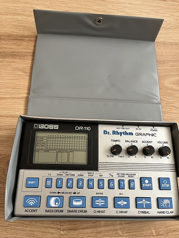 Boss DR-110 Dr. Rhythm Graphic Drum Machine | Reverb