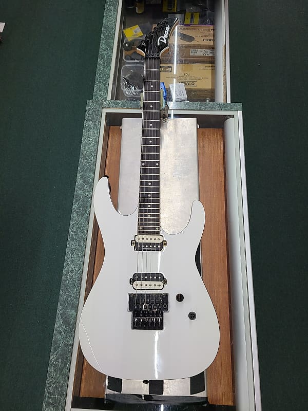 Dean MD24 Floyd Rose Select Classic White 2019 Modern 24