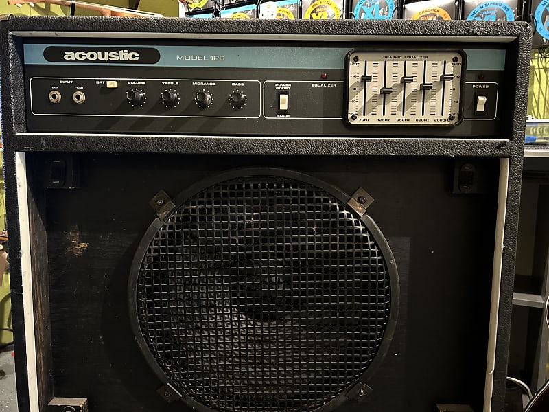 70s Acoustic 126 bass amp | Brussels V. Guitars
