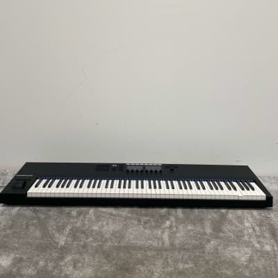 Native Instruments Komplete Kontrol S88 MK2 - Gearspace