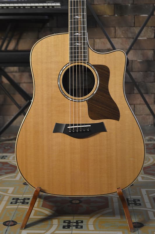 Taylor 810ce with ES2 Electronics