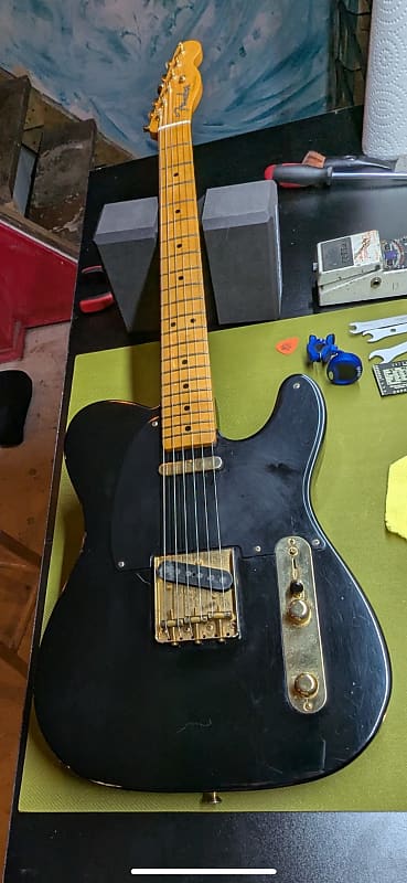 ギター Fender american vintage Telecaster 52 Fender American Vintage '52 Telecaster - Butterscotch