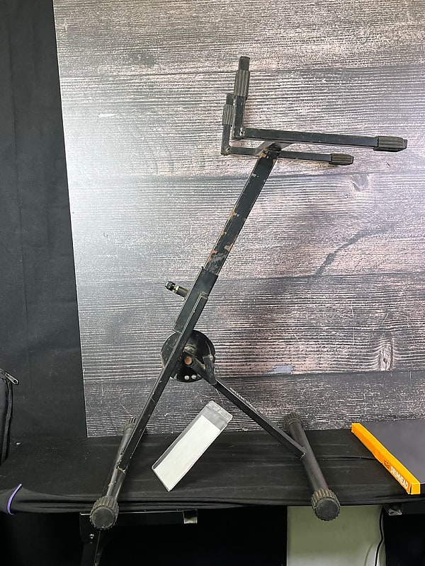 QuikLok Amp Stand (Charlotte, NC) Reverb