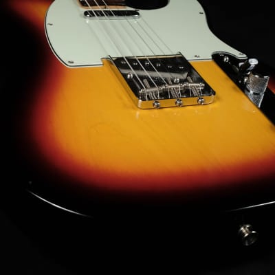 Pre Owned 2014 Fender Custom Shop 1963 Telecaster NOS 3-Tone Sunburst image 4