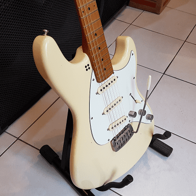 Sandberg California ST-S 2019 Creme Soft Aged Electric guitar image 1