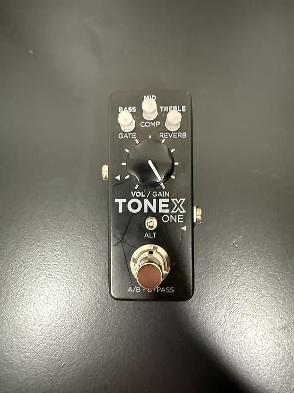 IK Multimedia ToneX One