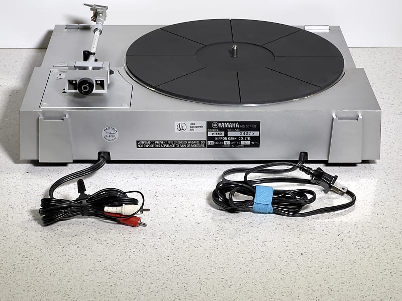 Yamaha P-550 Full-Auto Direct Drive Turntable (1970's Vintage