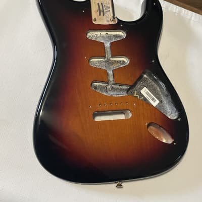 2013 Fender USA Stevie Ray Vaughan SRV Signature Stratocaster Guitar Body w/ Guard image 7